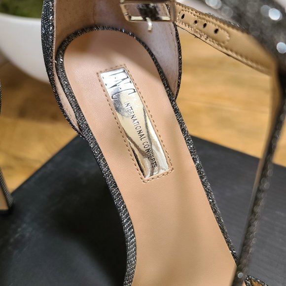 International Concepts Ramlaf Heels - Picture 4 of 6